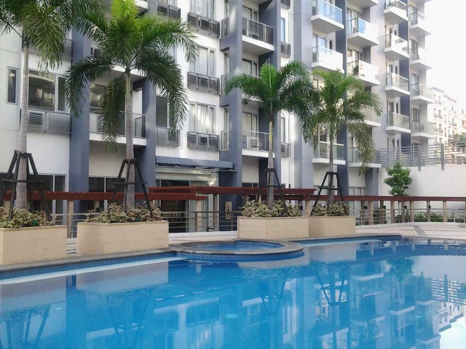 One Palm Tree Villas مانيلا المظهر الخارجي الصورة
